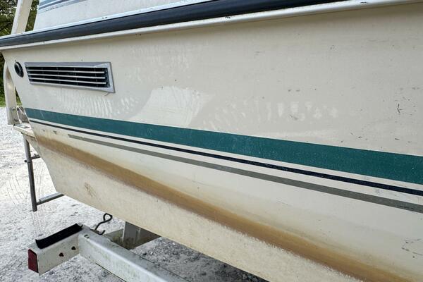 21ft Sun Tracker Yacht For Sale