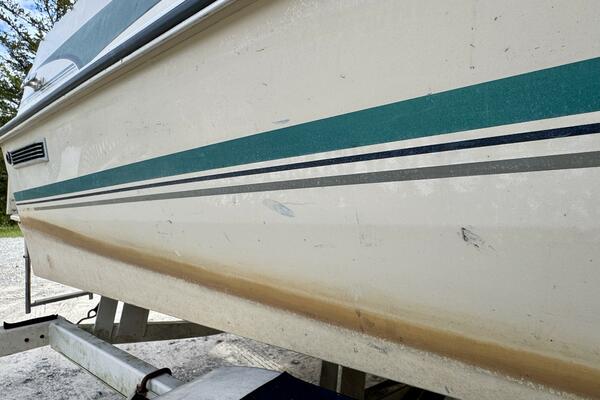 21ft Sun Tracker Yacht For Sale