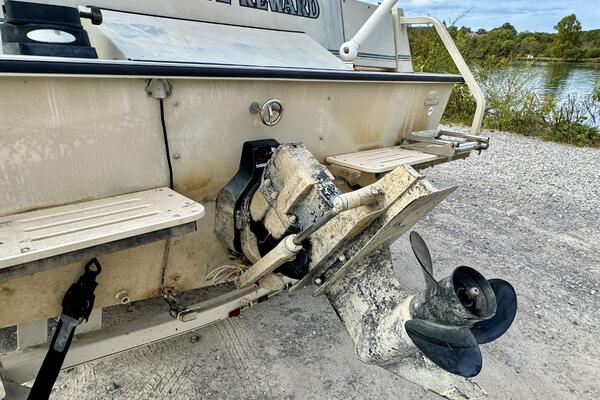 21ft Sun Tracker Yacht For Sale