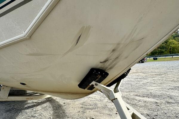 21ft Sun Tracker Yacht For Sale