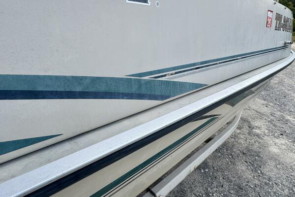 21ft Sun Tracker Yacht For Sale