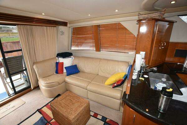 Carver 46 Voyager Yacht For Sale