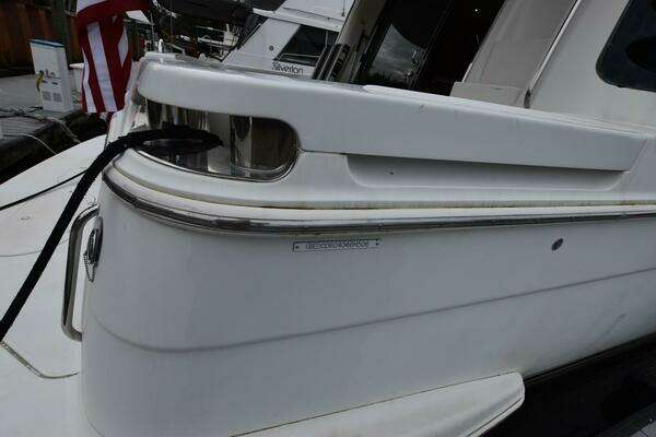 Carver 46 Voyager Yacht For Sale