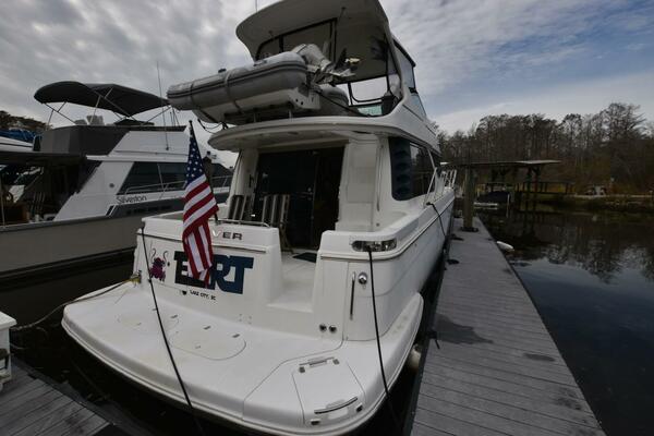 E2RT 46ft Carver Yacht For Sale