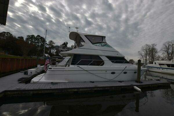Carver 46 Voyager Yacht For Sale