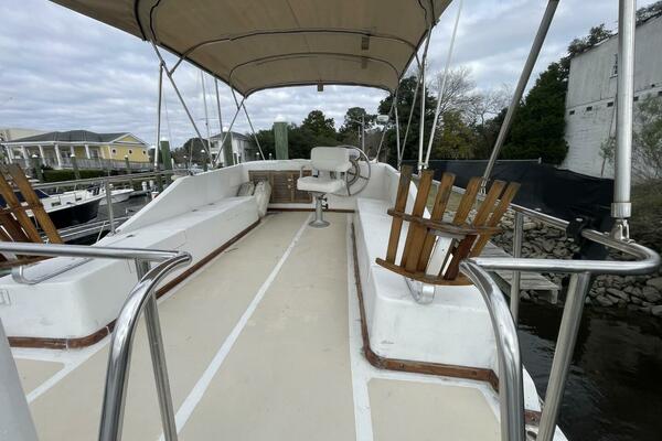 Lady mar 34ft Marine Trader Yacht For Sale