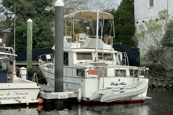 Photo of the 1991 Marine Trader 34 Double Cabin "Lady mar"