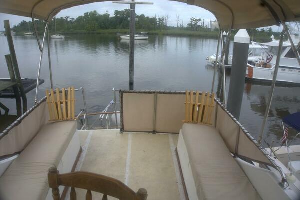 Lady mar 34ft Marine Trader Yacht For Sale