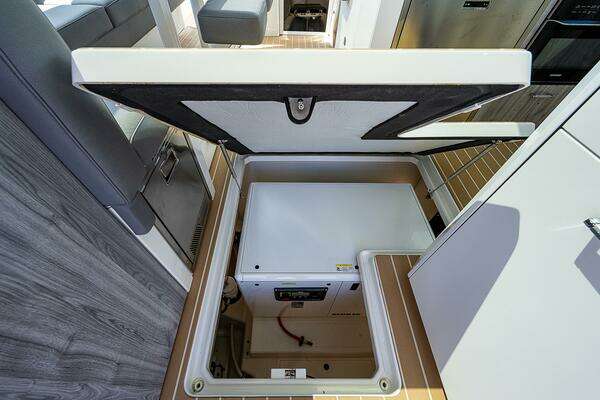 Formula 500 SSC Yacht For Sale