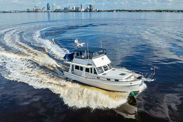 2006 Grand Banks 47