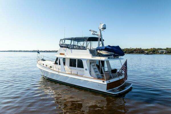 2006 Grand Banks 47