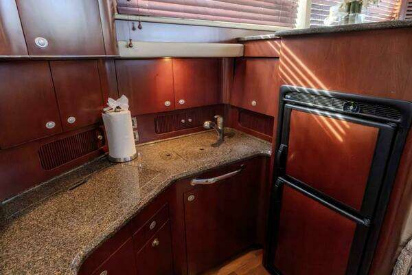 Sea Ray 40 Motor Yacht Yacht For Sale