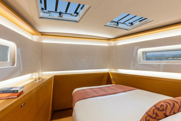 60ft Beneteau Yacht For Sale