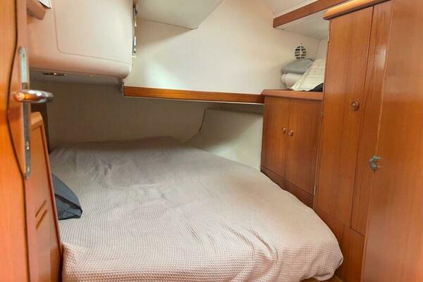 Sea Bear 45ft Jeanneau Yacht For Sale