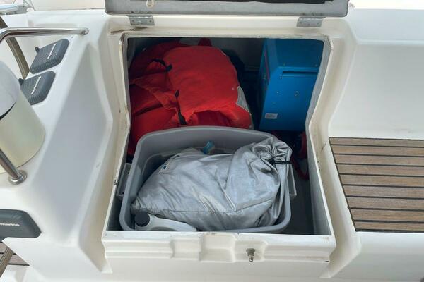 Sea Bear 45ft Jeanneau Yacht For Sale