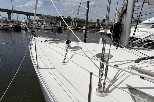 Photo of the 1998 Jeanneau 45.2 "Sea Bear"