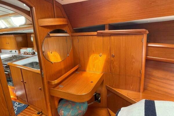 Sea Bear 45ft Jeanneau Yacht For Sale