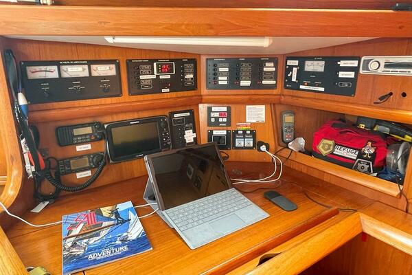 Sea Bear 45ft Jeanneau Yacht For Sale