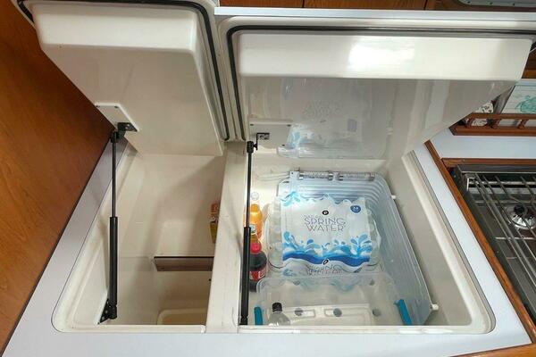 Sea Bear 45ft Jeanneau Yacht For Sale