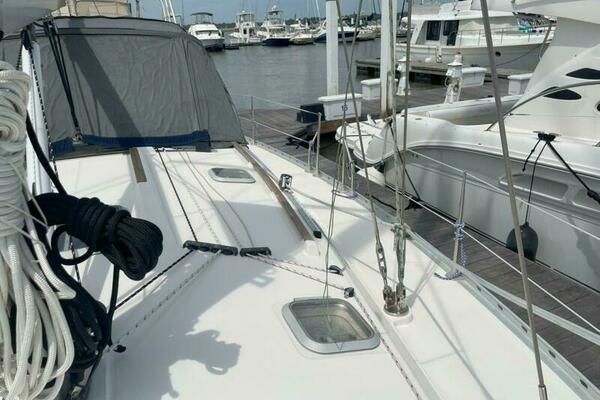 Sea Bear 45ft Jeanneau Yacht For Sale