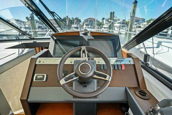 2016 Tiara Yachts 50