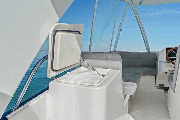 2016 Tiara Yachts 50 Flybridge