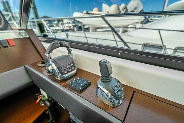 Tiara Yachts 50 Flybridge Yacht For Sale