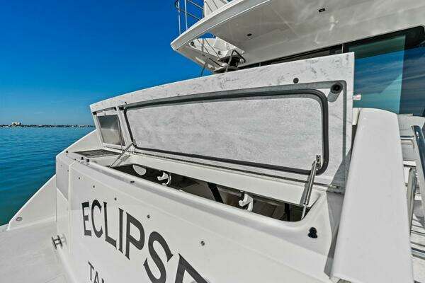 Tiara Yachts 50 Flybridge Yacht For Sale