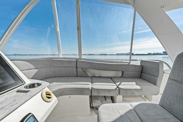 2016 Tiara Yachts 50 Flybridge