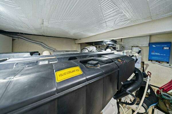 Tiara Yachts 50 Flybridge Yacht For Sale