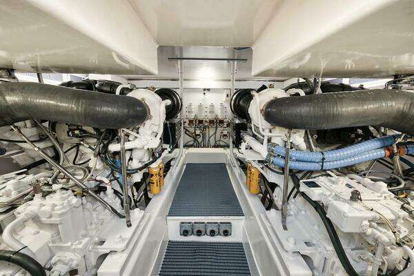 Ocean 73 Super Sport Yacht For Sale