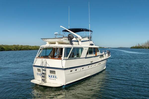EVEN KEEL 53ft Hatteras Yacht For Sale