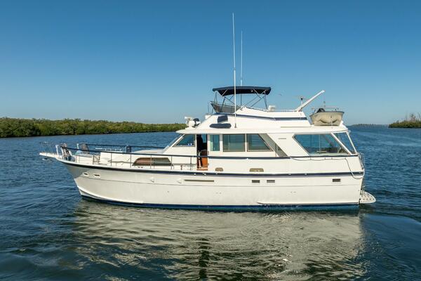 EVEN KEEL 53ft Hatteras Yacht For Sale