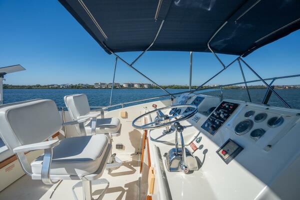 EVEN KEEL 53ft Hatteras Yacht For Sale