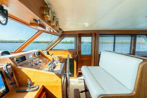 Hatteras 53 Motor Yacht Yacht For Sale