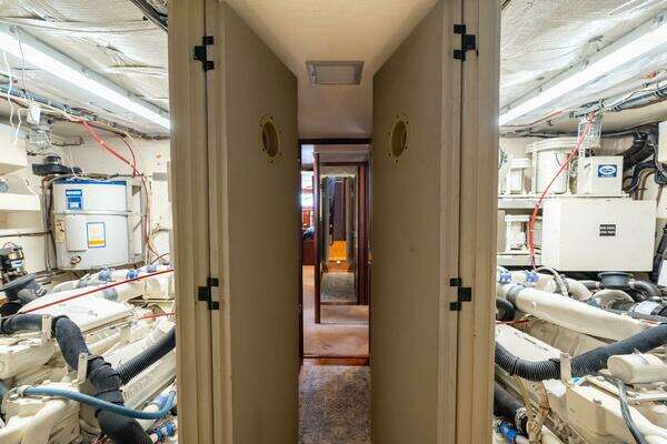 Hatteras 53 Motor Yacht Yacht For Sale