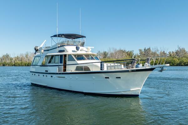 EVEN KEEL 53ft Hatteras Yacht For Sale