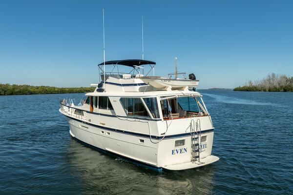 EVEN KEEL 53ft Hatteras Yacht For Sale