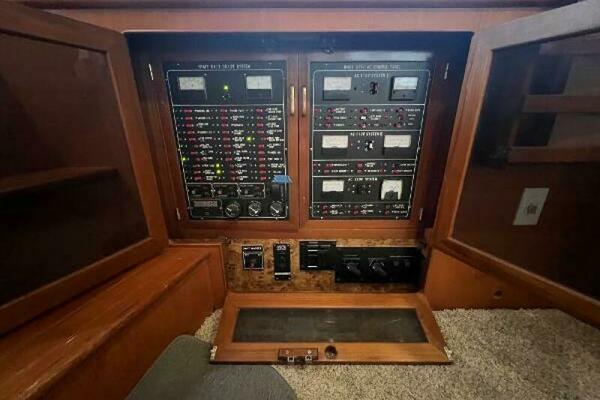 Miss Aud Too 51ft Hyatt Yacht For Sale