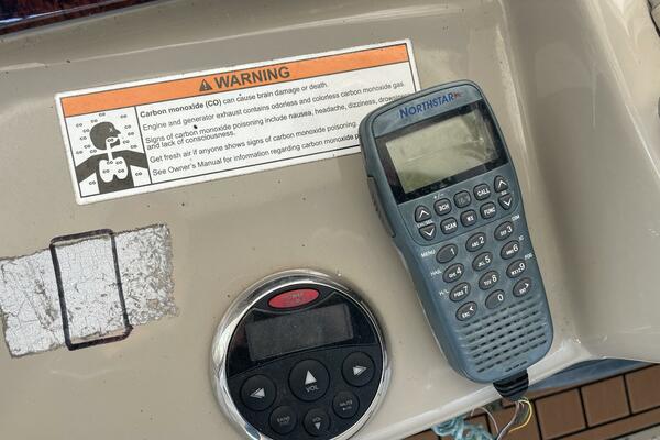 Islander 32ft Sea Ray Yacht For Sale