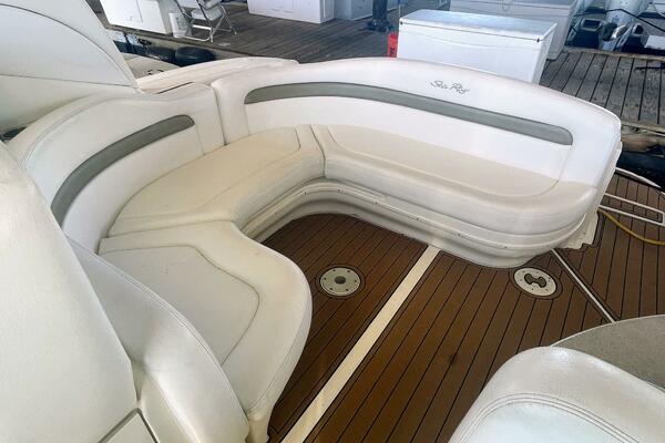 Islander 32ft Sea Ray Yacht For Sale