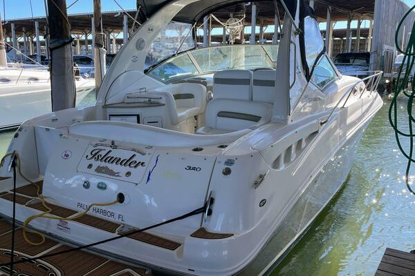 Islander 32ft Sea Ray Yacht For Sale