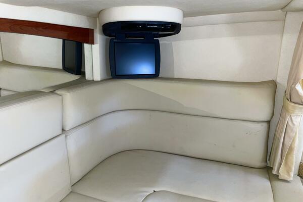 Islander 32ft Sea Ray Yacht For Sale