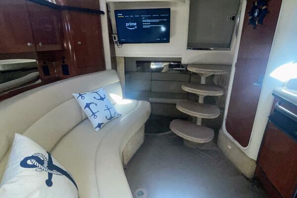 Islander 32ft Sea Ray Yacht For Sale