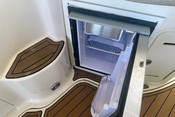 Islander 32ft Sea Ray Yacht For Sale