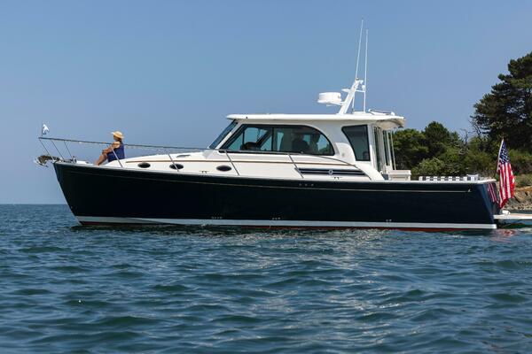 41ft Back Cove Yacht For Sale