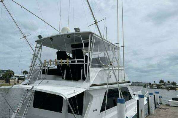 Photo of the 1991 Viking Boats Convertible "Kelly Lynn"