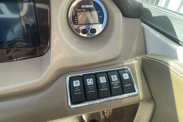 21ft Chaparral Yacht For Sale