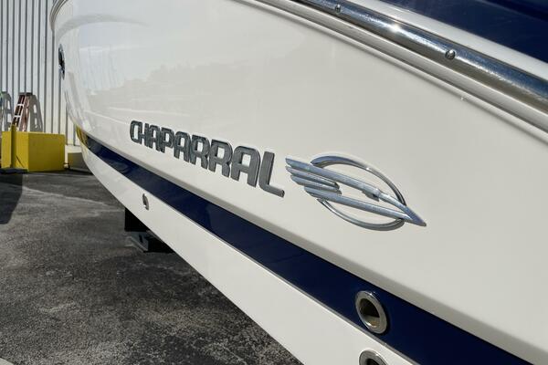 21ft Chaparral Yacht For Sale