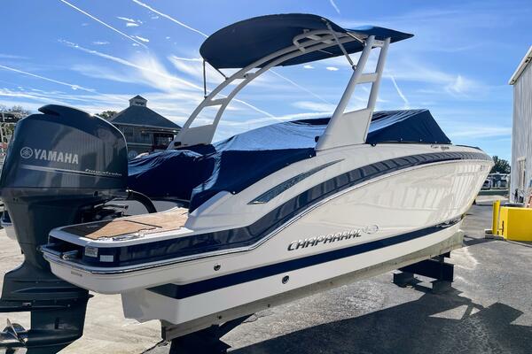 21ft Chaparral Yacht For Sale